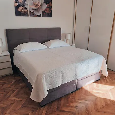 Apartment Apartment Stela With Heated Private Pool And Whirlpool Gornje Sitno Split
